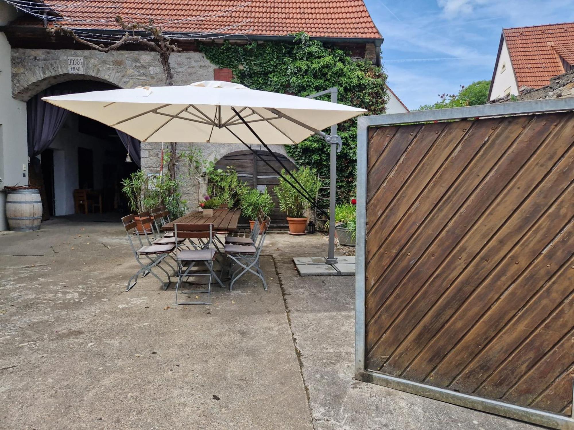 Weingut Knauer *